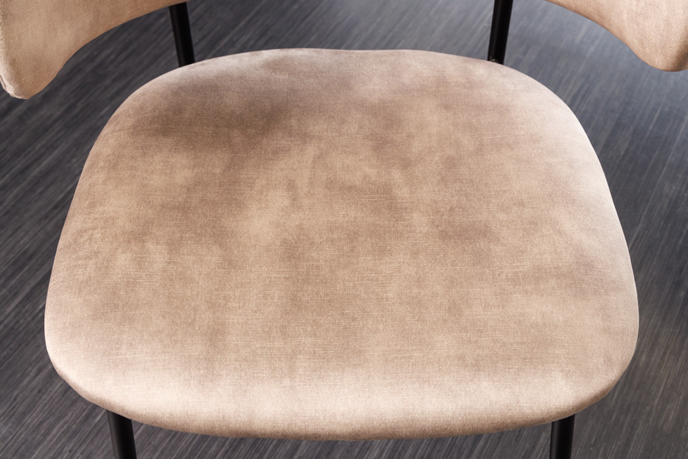 Design Stuhl VOGUE champagner greige Samt schwarze Metallbeine