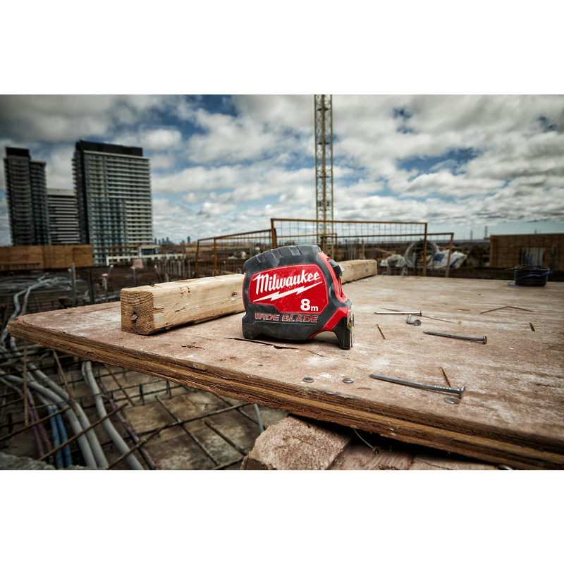 Milwaukee Wide Blade rolbandmaat 8m 33mm