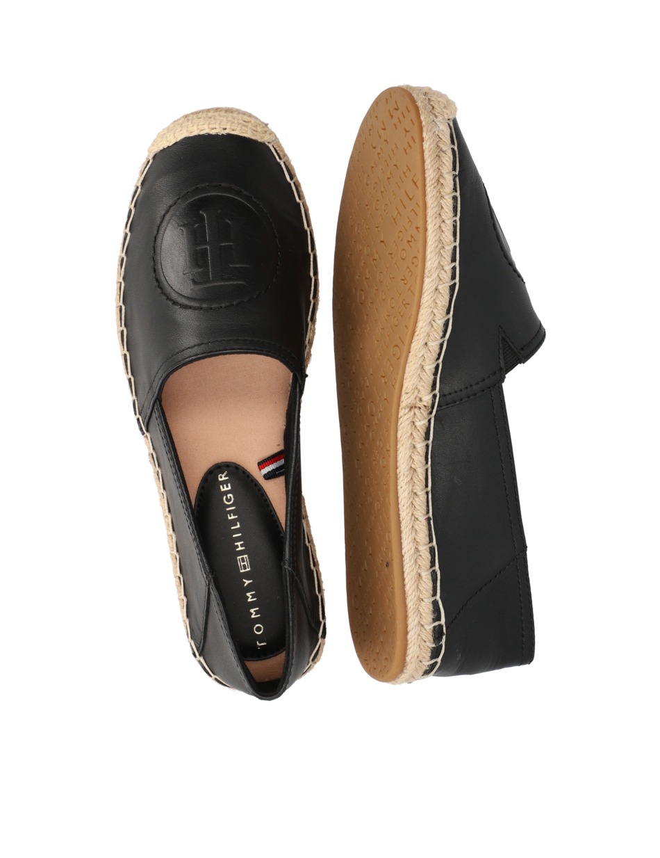 FEMININE LEATHER ESPADRILLE
