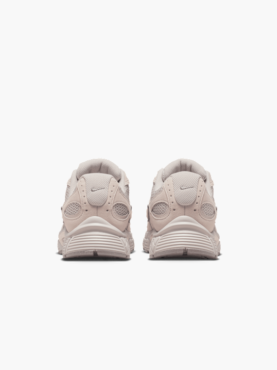 Nike V5 RNR Sneaker