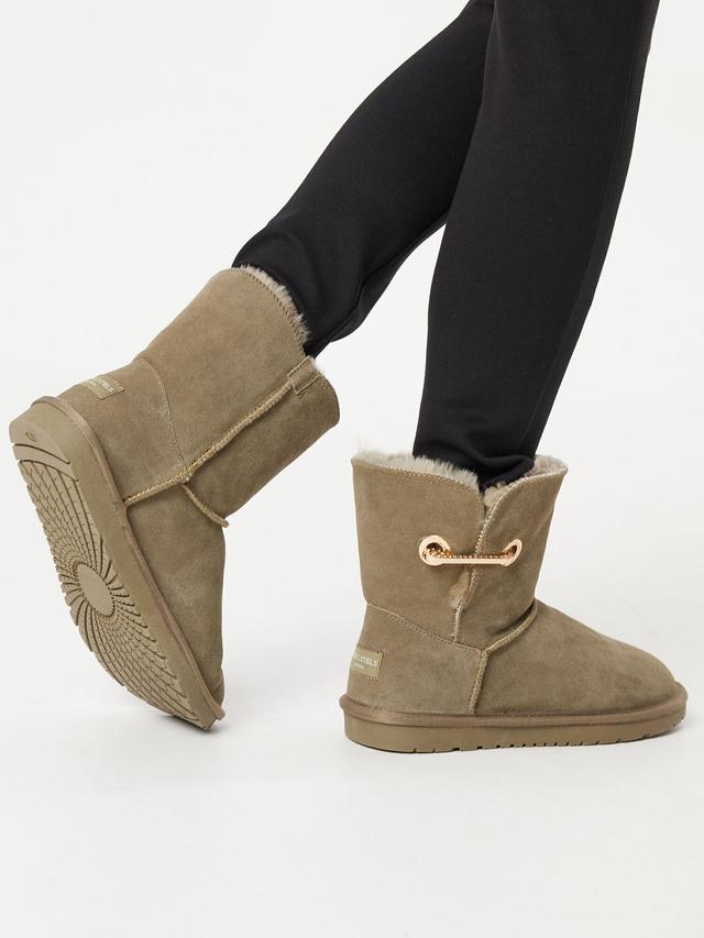 Lammfellstiefel