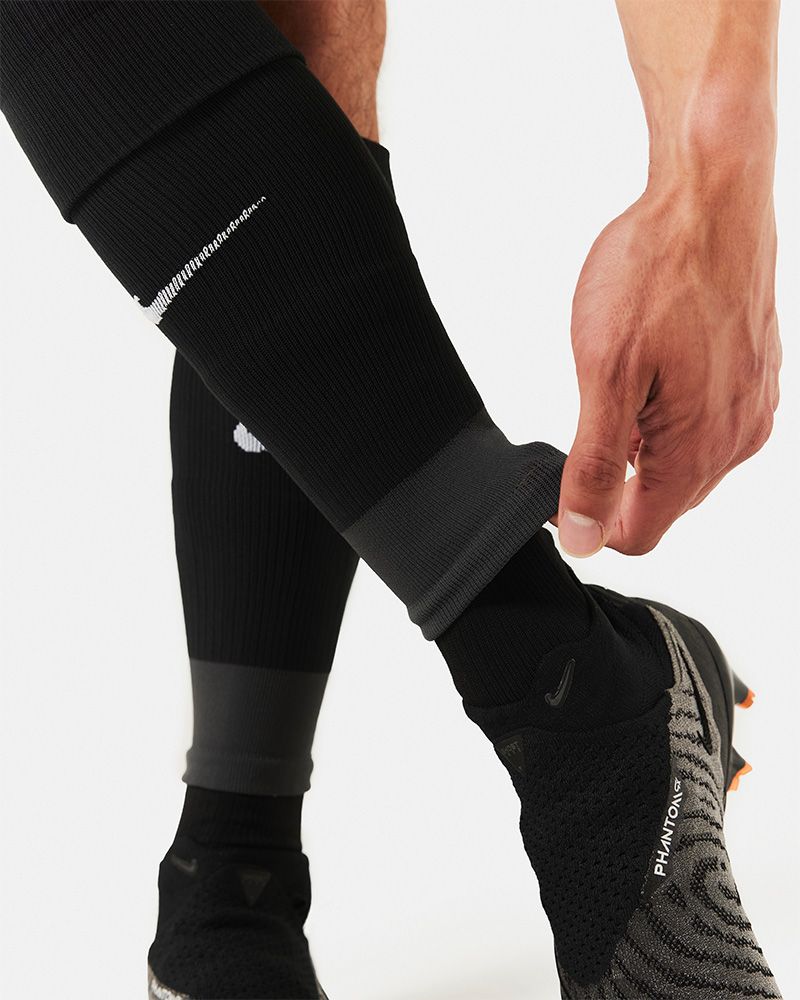 Surchaussettes Nike Strike Rouge