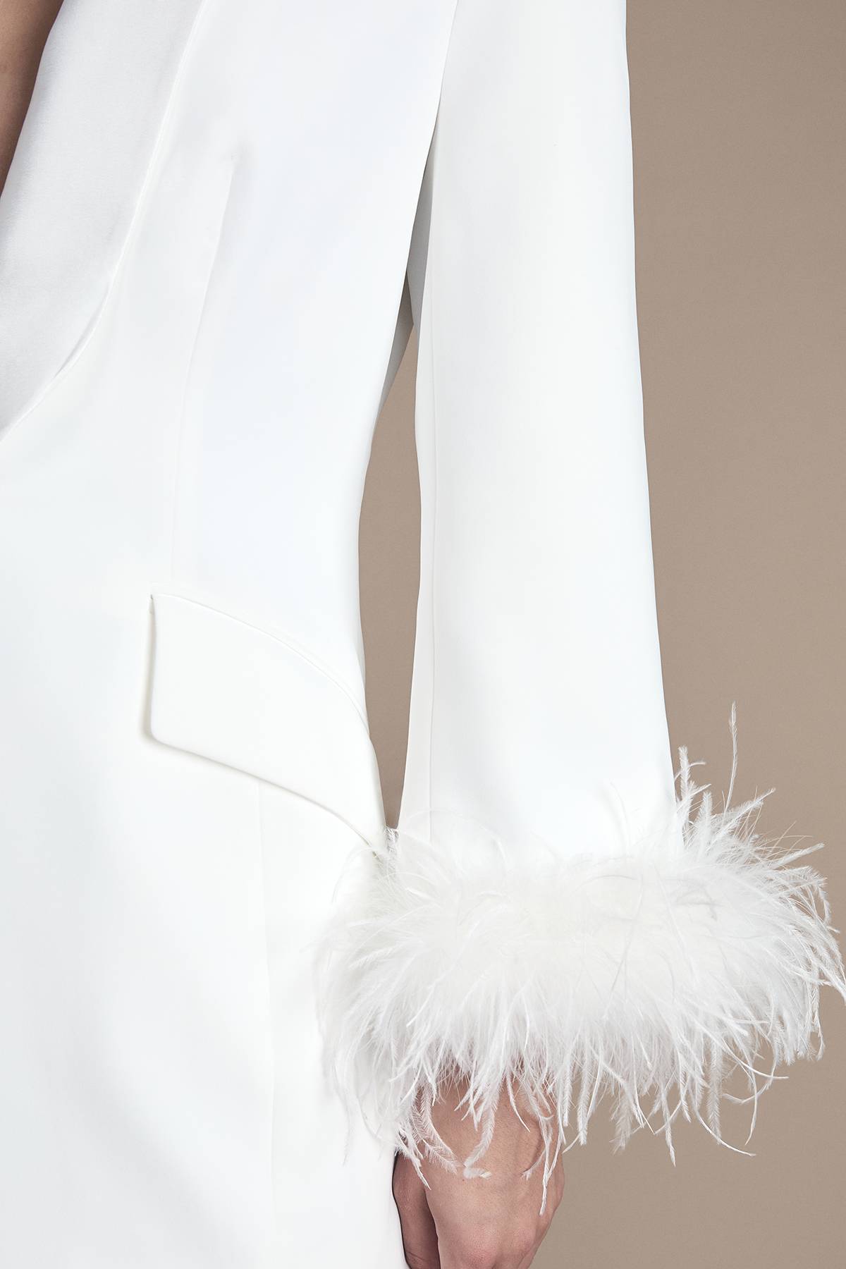Coast Blazer de Mariage Style Smoking à Revers Simple avec Garniture de Plumes