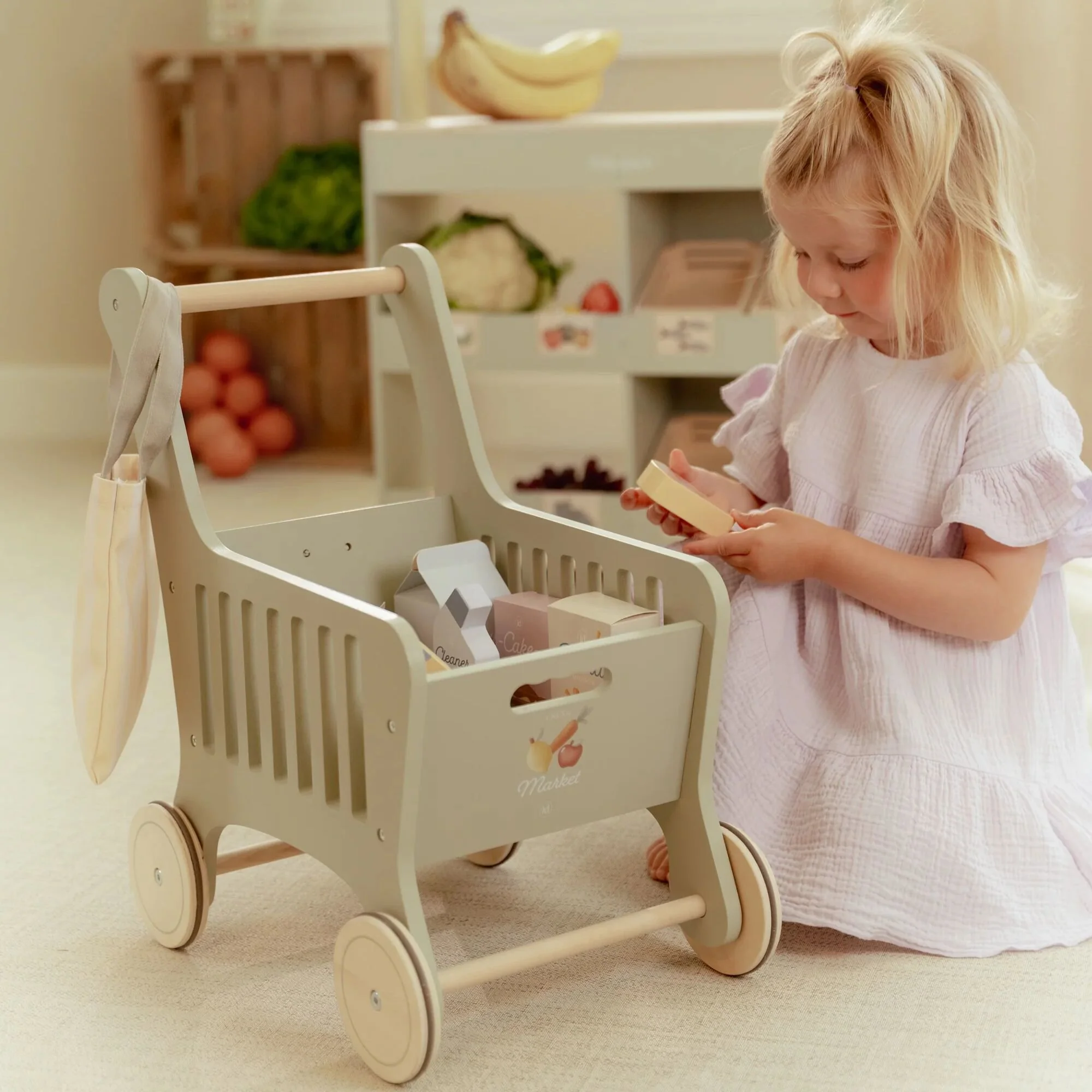 Houten winkelwagen Groen Essentials kopen? | Little Dutch
