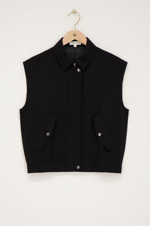 Zwart gilet met kraag en zakken