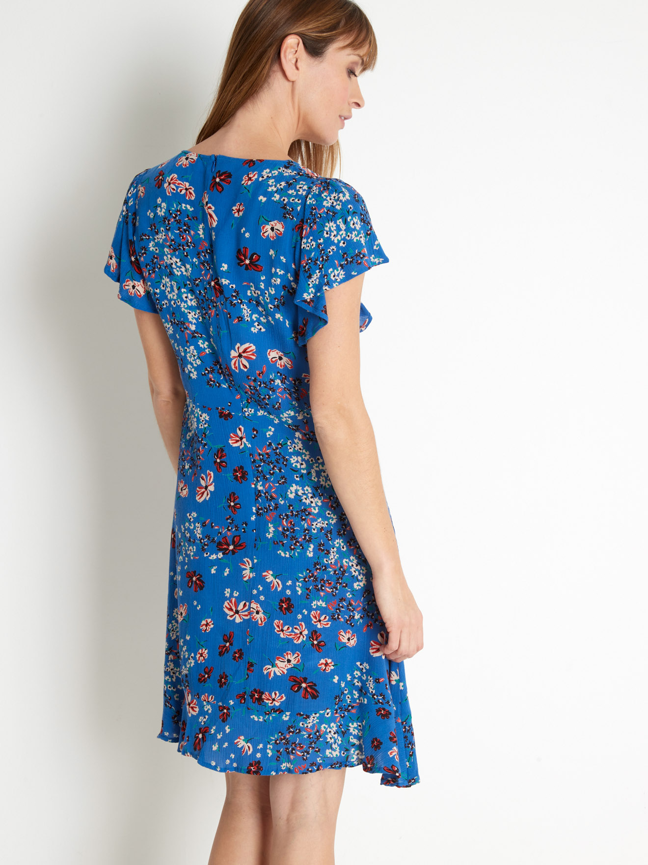 Robe à volants, manches courtes