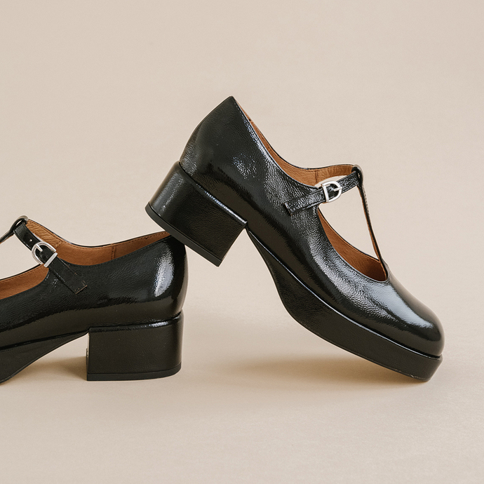 Salomés à petits talons et semelles épai...  en vernis plissé noir