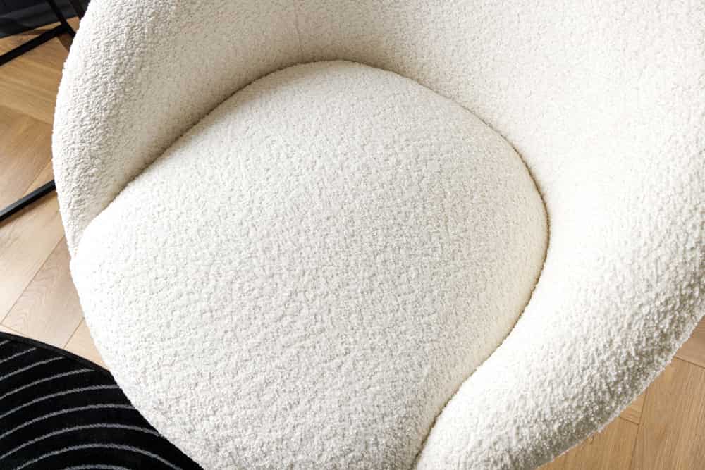 Drehbarer Design Sessel ALPINE weiß Bouclé 360° mit Armlehnen
