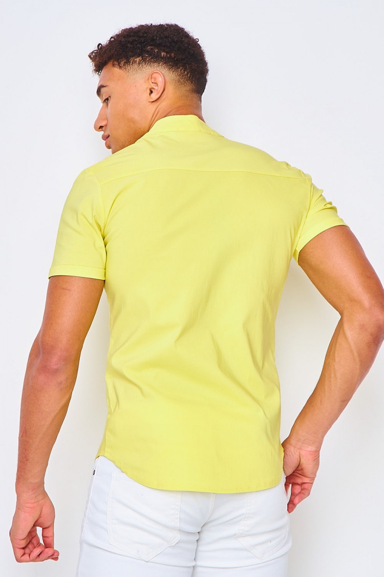 Chemise manches courtes jaune