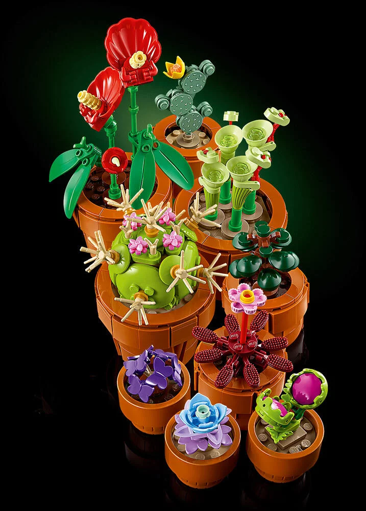 LEGO®ICONS 10329 LES PLANTES MINIATURES