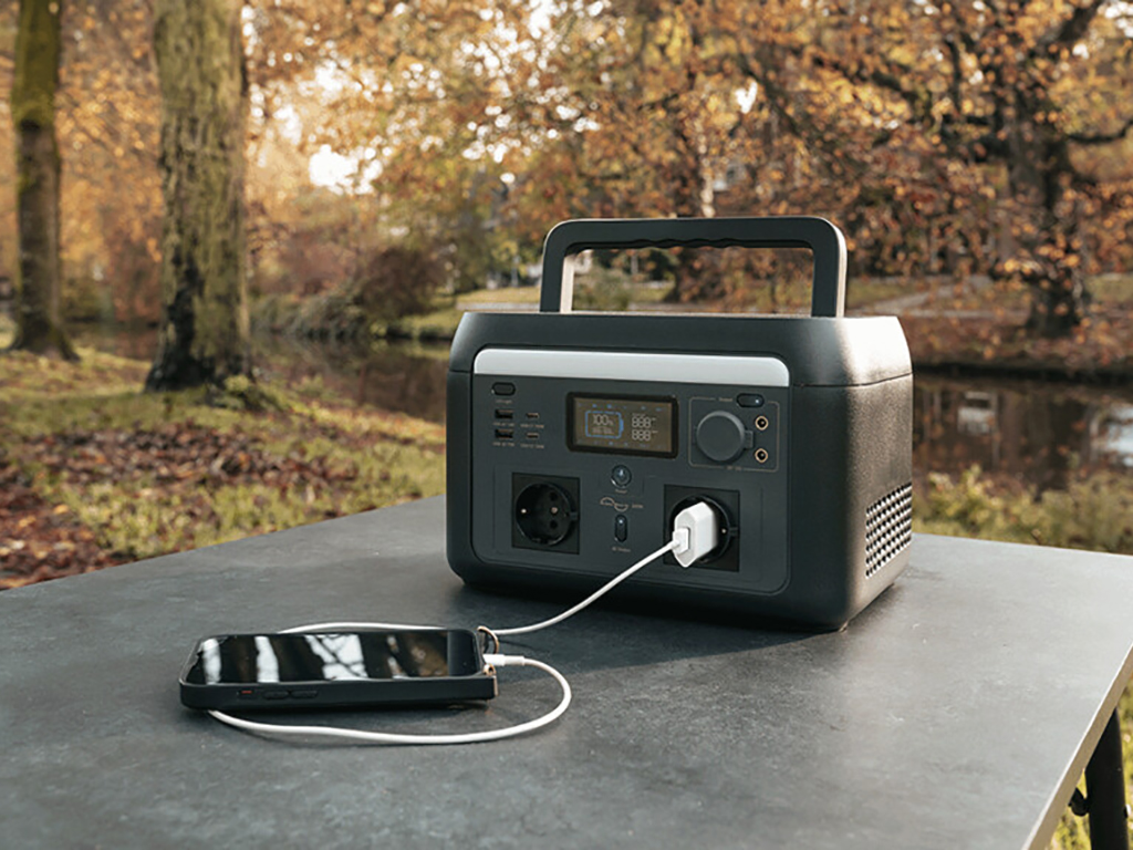 Mestic MPS-600 Power Station