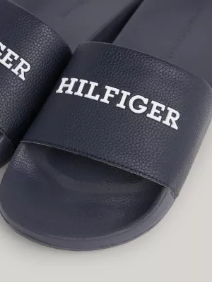 Chinelo de piscina com logotipo em relevo