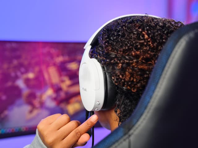Trust GXT489W Fayzo gaming headset