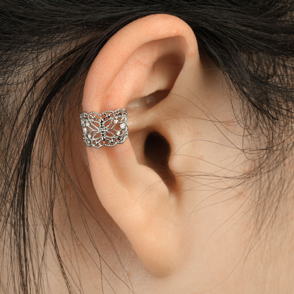 (Ø10mm) Fake Conch Ear Cuff Fake Piercing Ring Schmetterlings Design - Silber