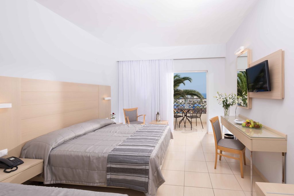 Grand Holiday Resort Halfpension - Hotel