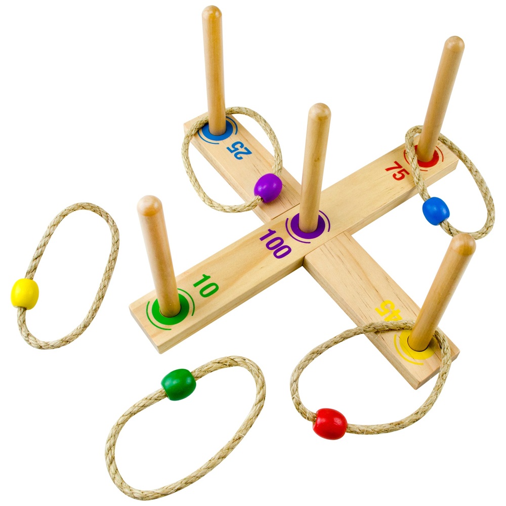 Ringwurfspiel aus Holz für den Garten