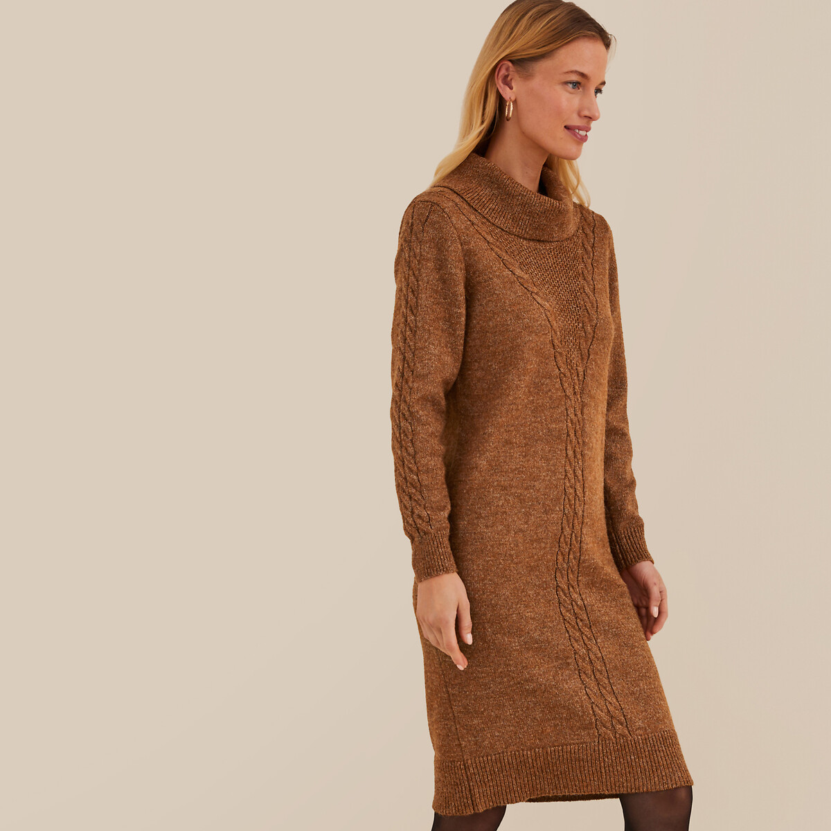 ANNE WEYBURN<br>Vestido de malha, comprimento midi, manga comprida