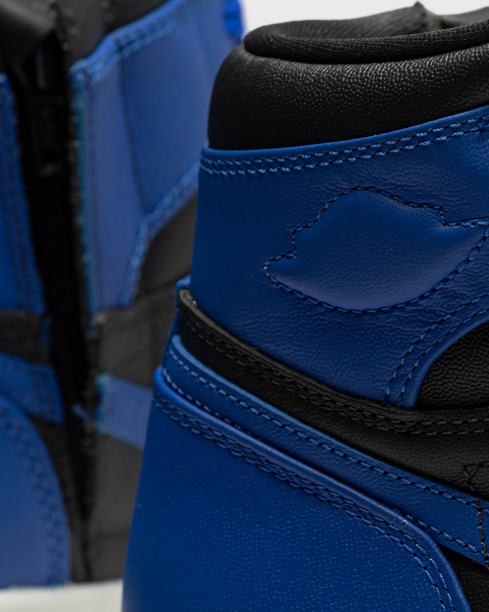 Jordan WMNS Air Jordan 1 Elevate High 'Hyper Royal'
