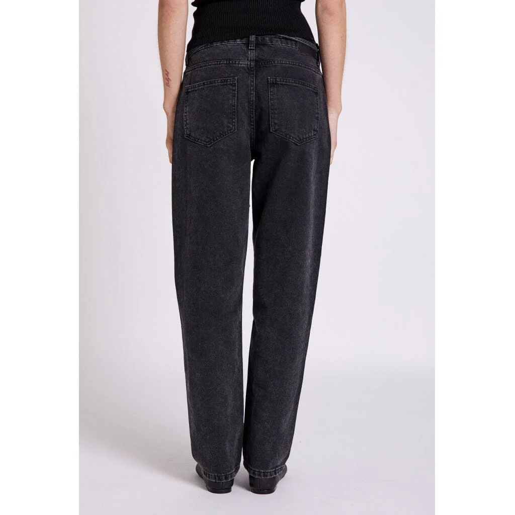 Norr Kenzie Relaxed Belt Jeans