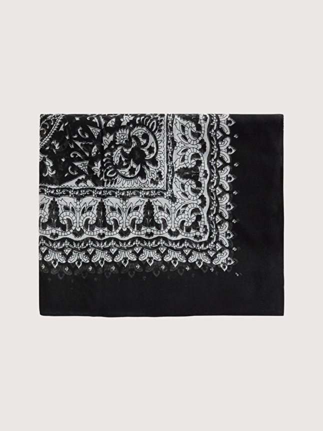 Foulard à imprimé ethnique