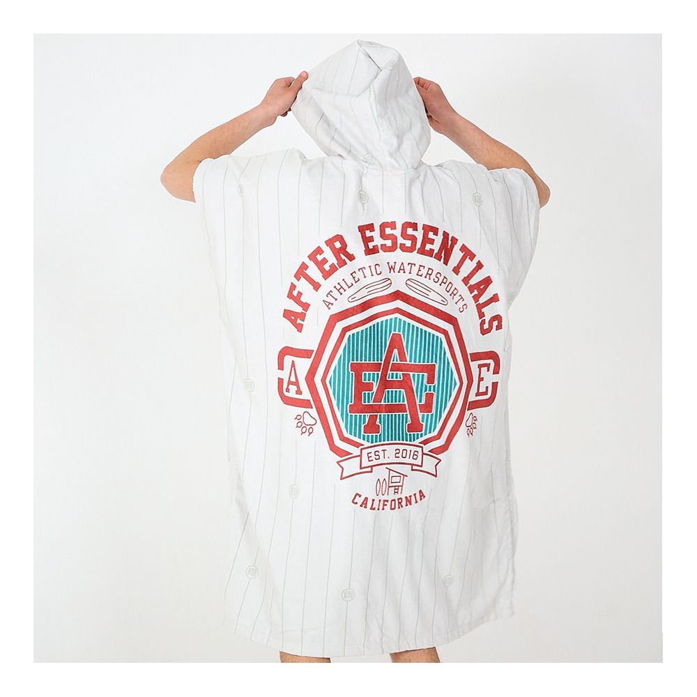 After Essentials HIGH SCHOOL CALIFORNIA - Poncho blanc