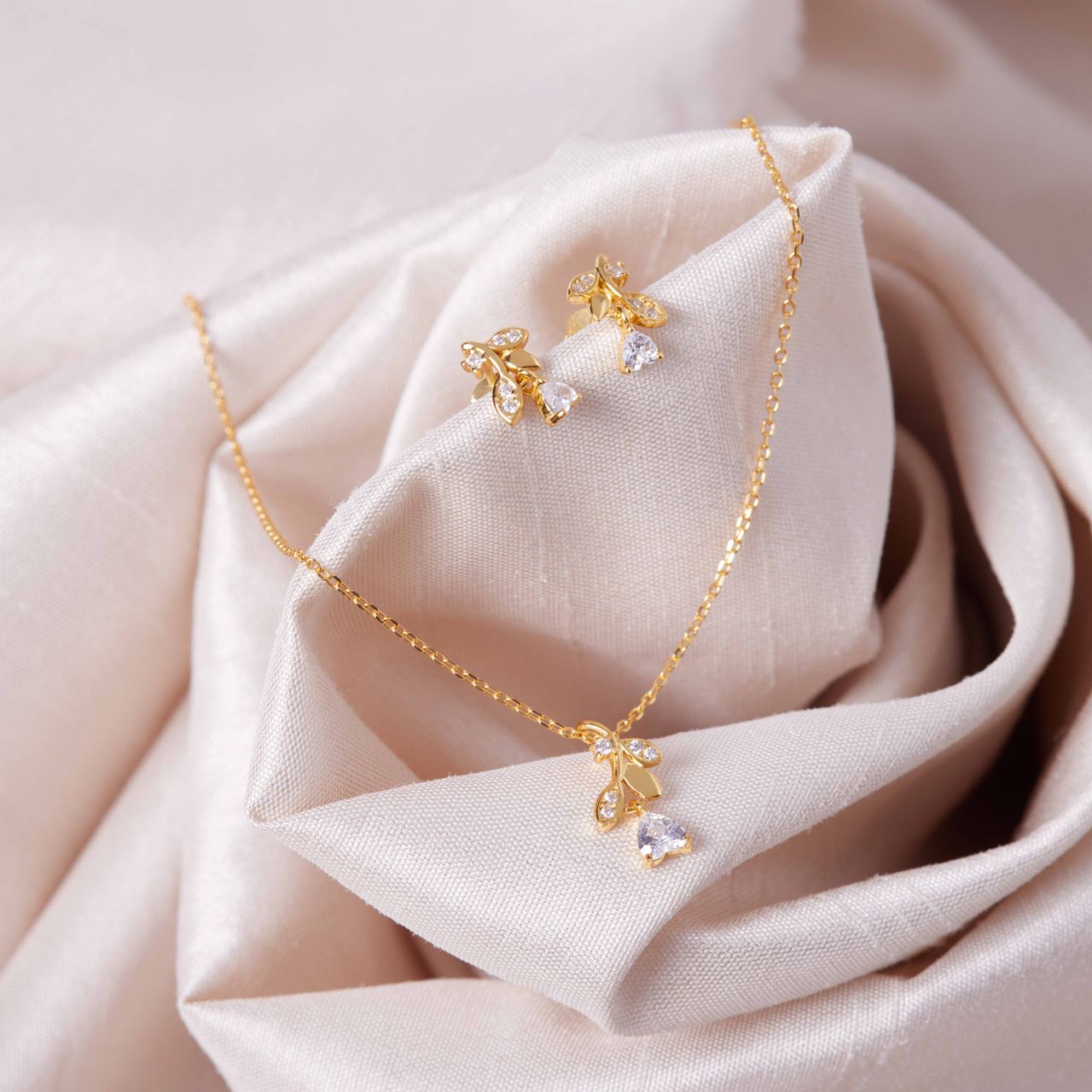 Zilveren goldplated ketting&hanger roos zirkonia