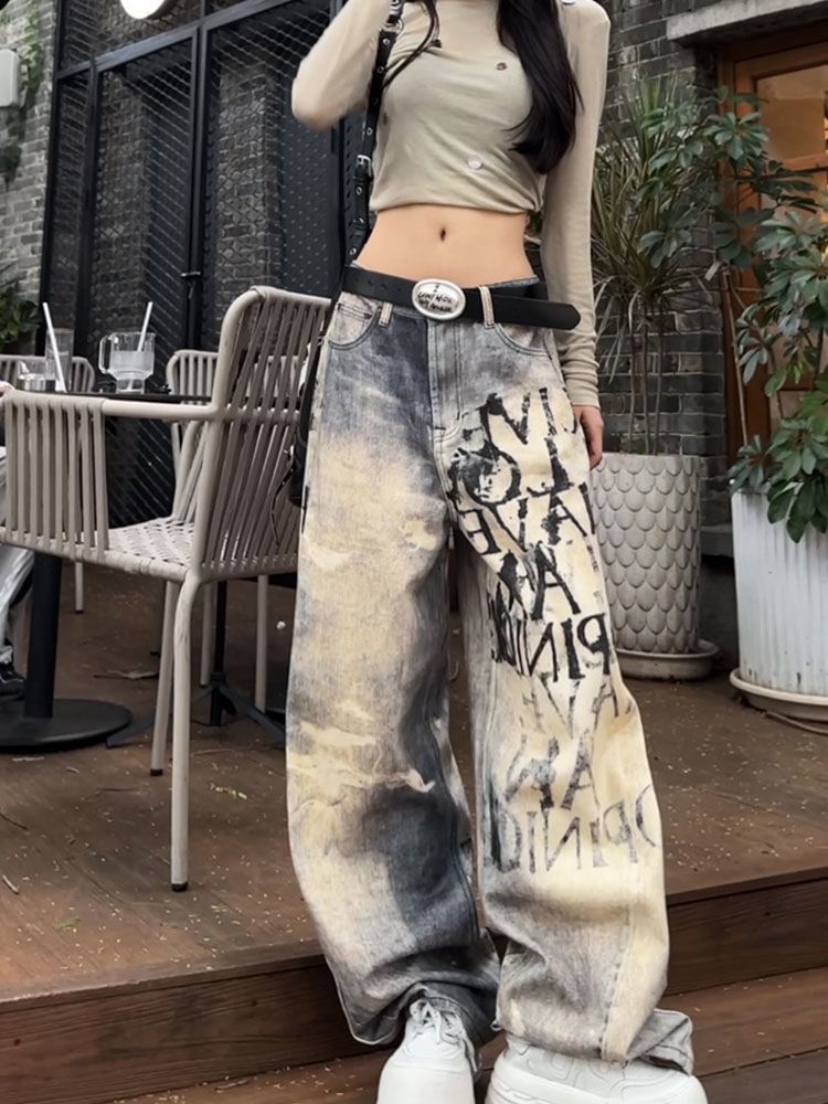 Coline - Mid Waist Lettering Washed Wide Leg Jeans