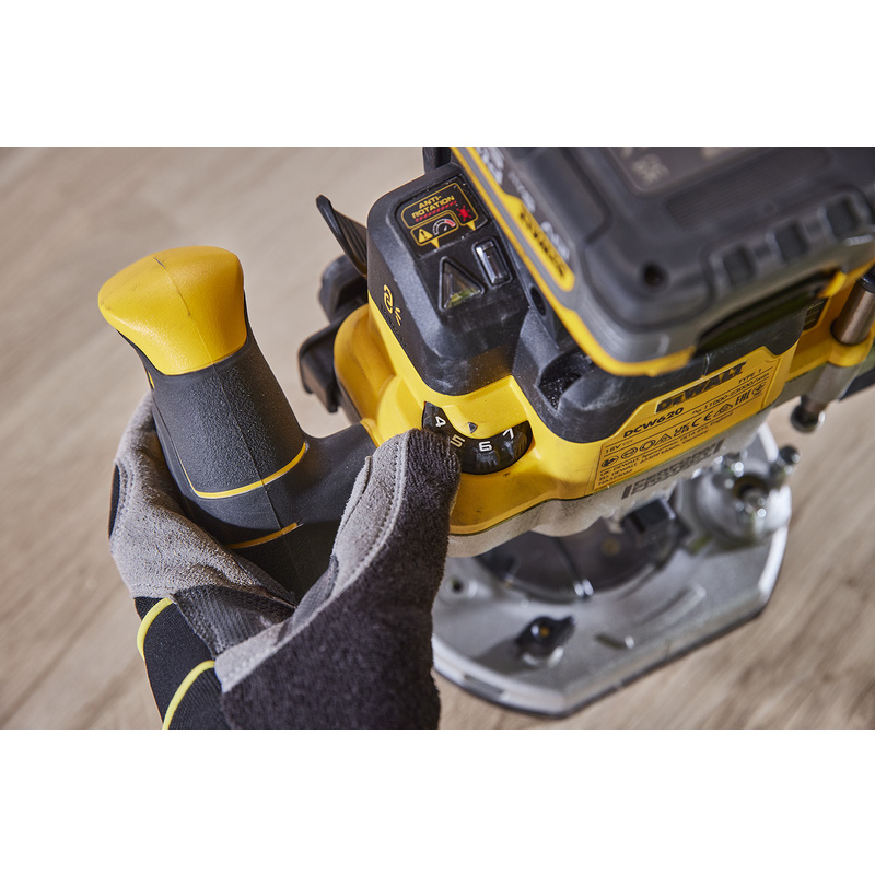 DeWALT DCW620NT-XJ 18V XR accu bovenfrees 18V XR Basic in TSTAK (body) 18V Li-ion
