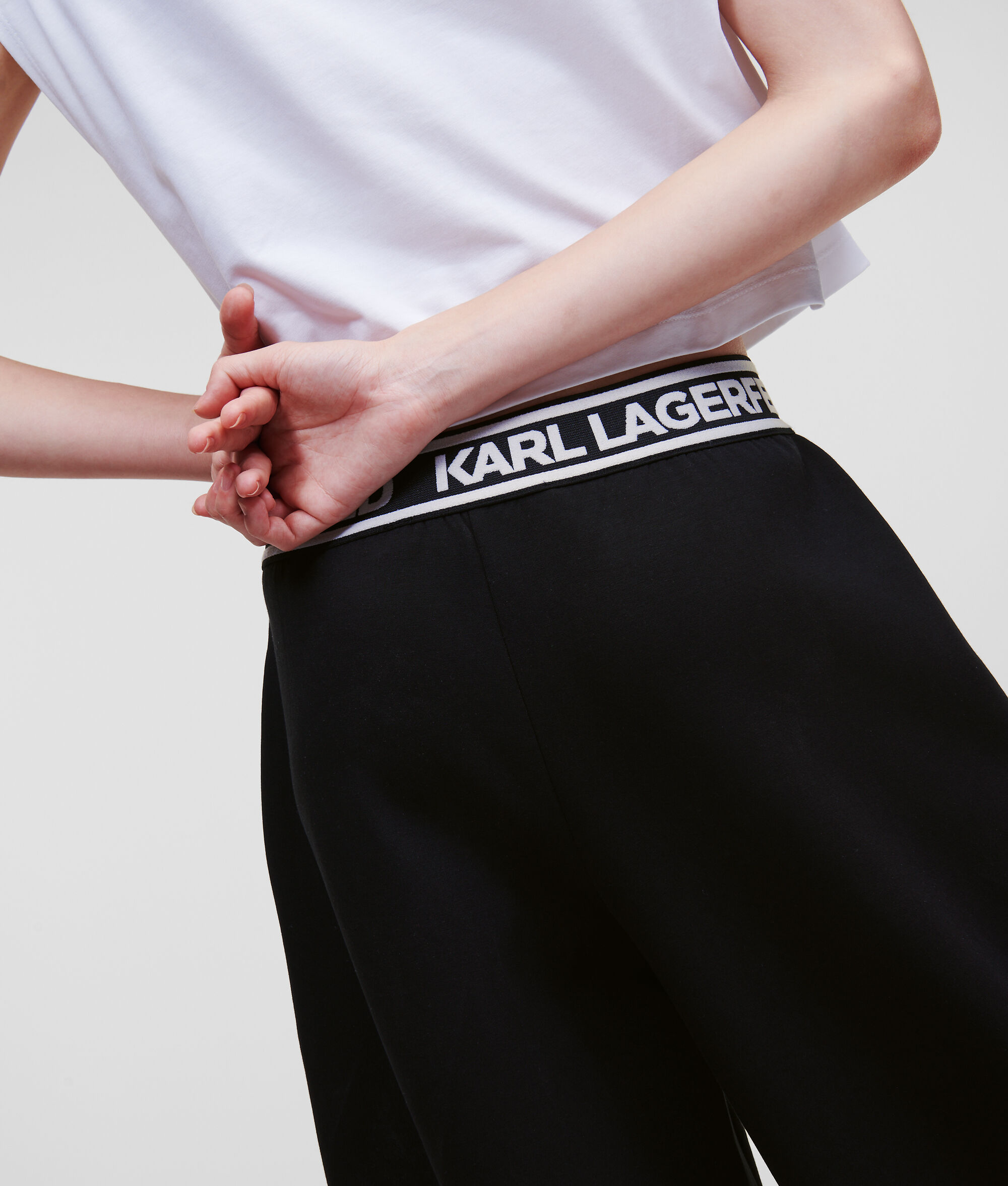 JUPE-CULOTTE AVEC LOGO KARL