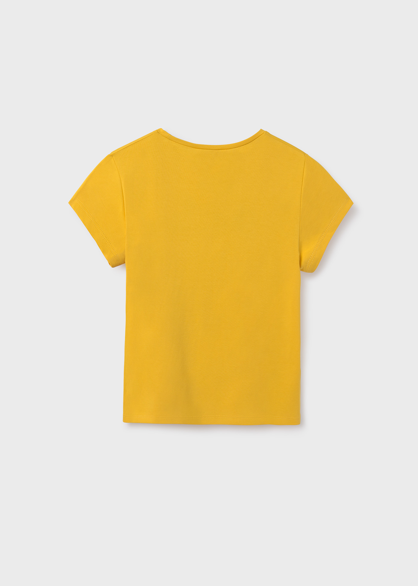 Camiseta com a frase bordada 