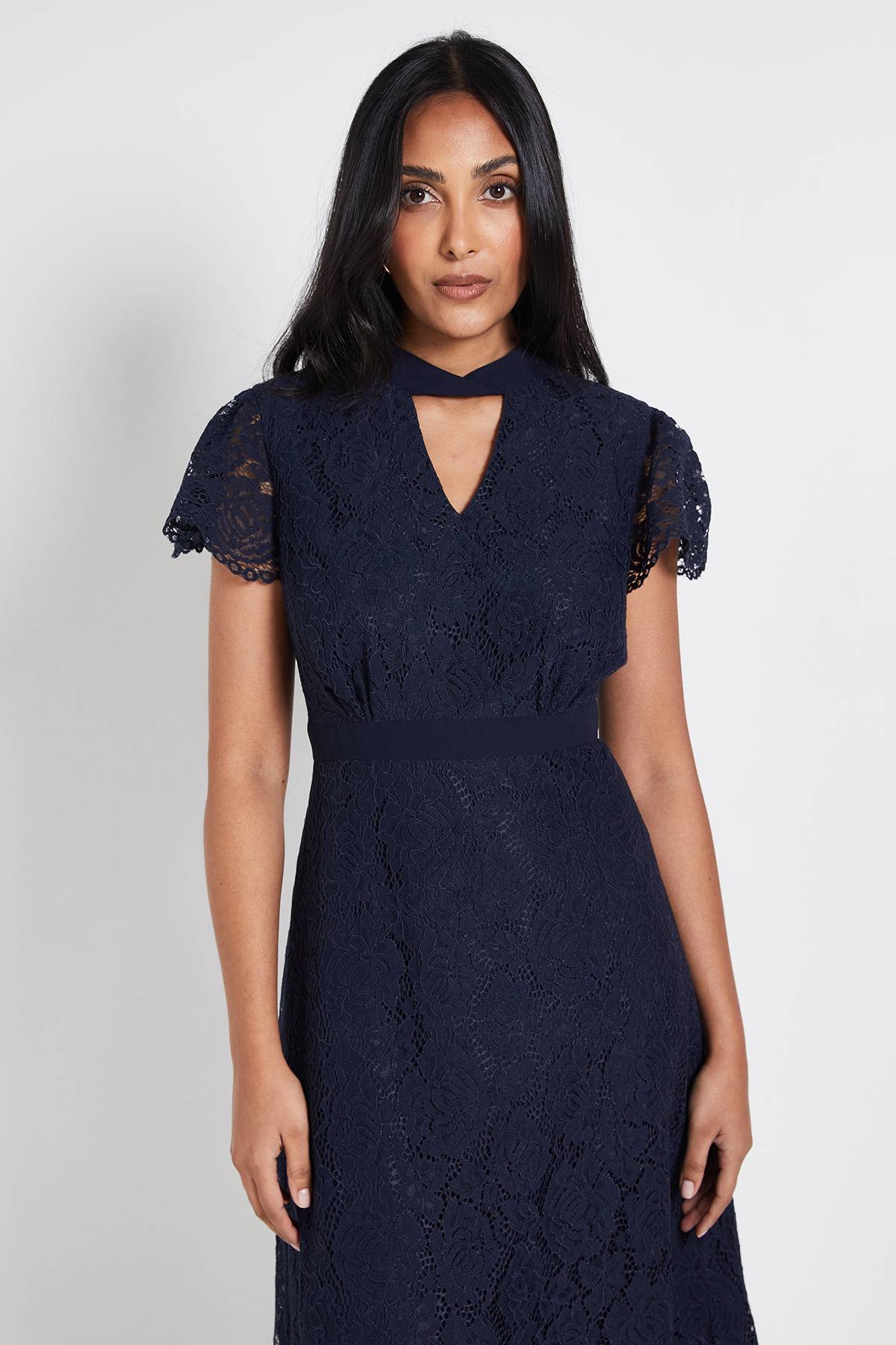 Wallis Robe Midi En Dentelle Avec Col Noué Petite