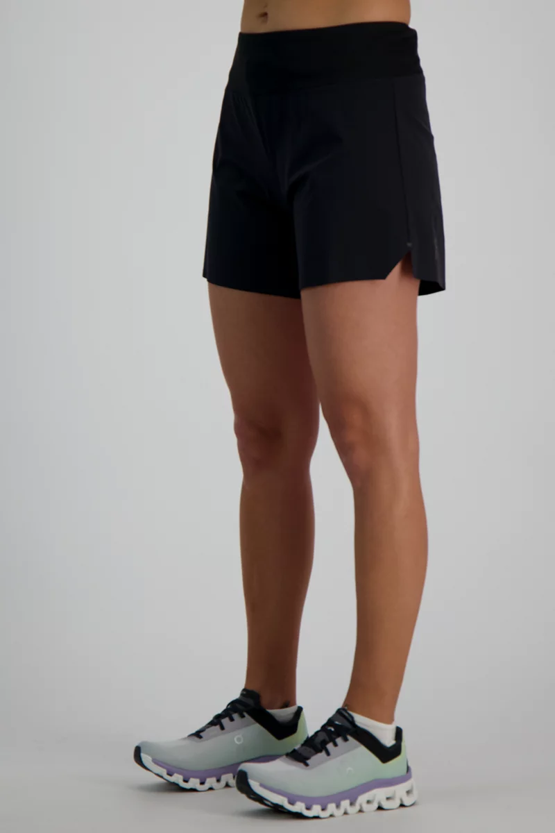 ON 5 Inch Running Damen Short