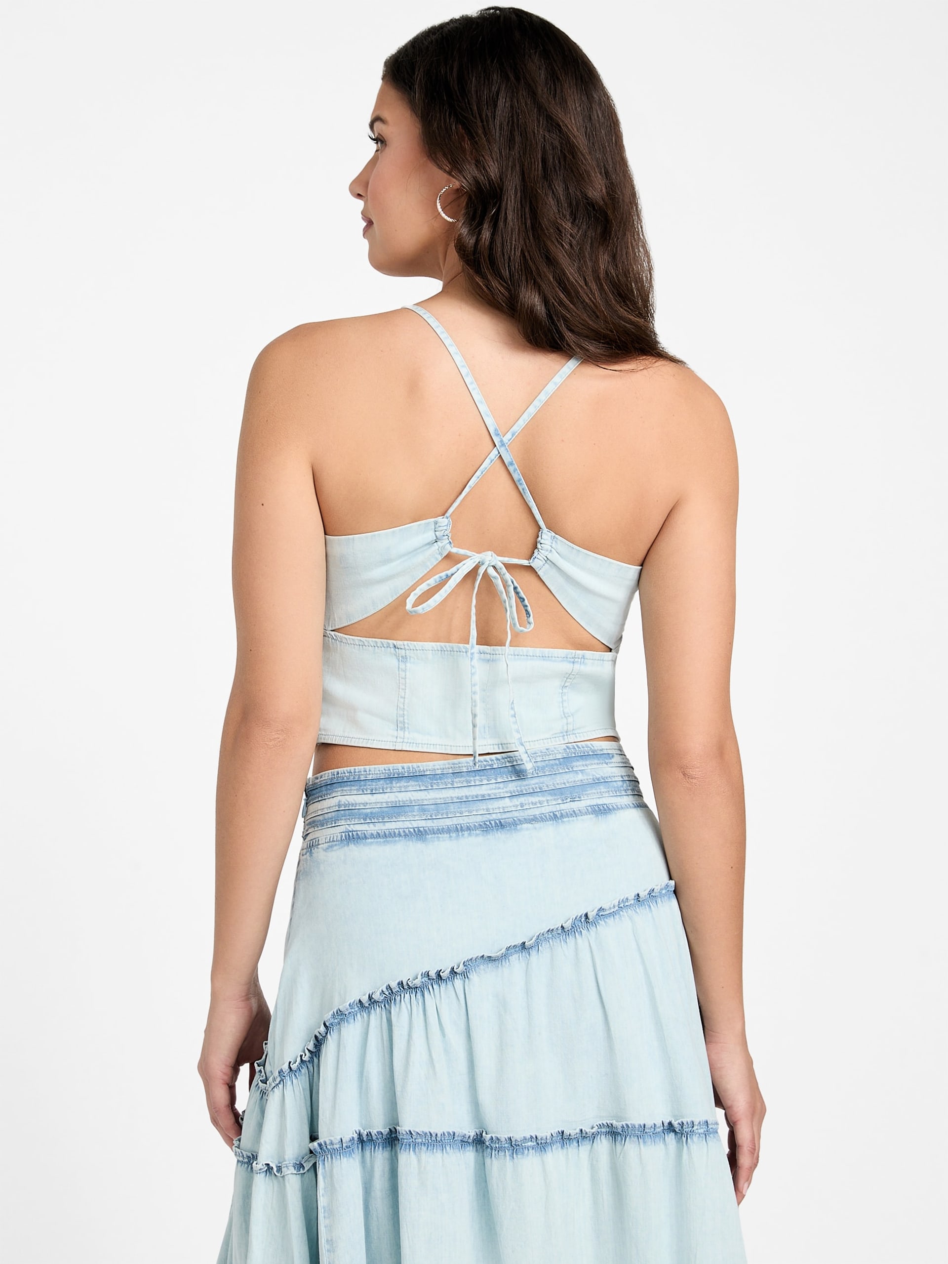 Top cropped Niki em jeans