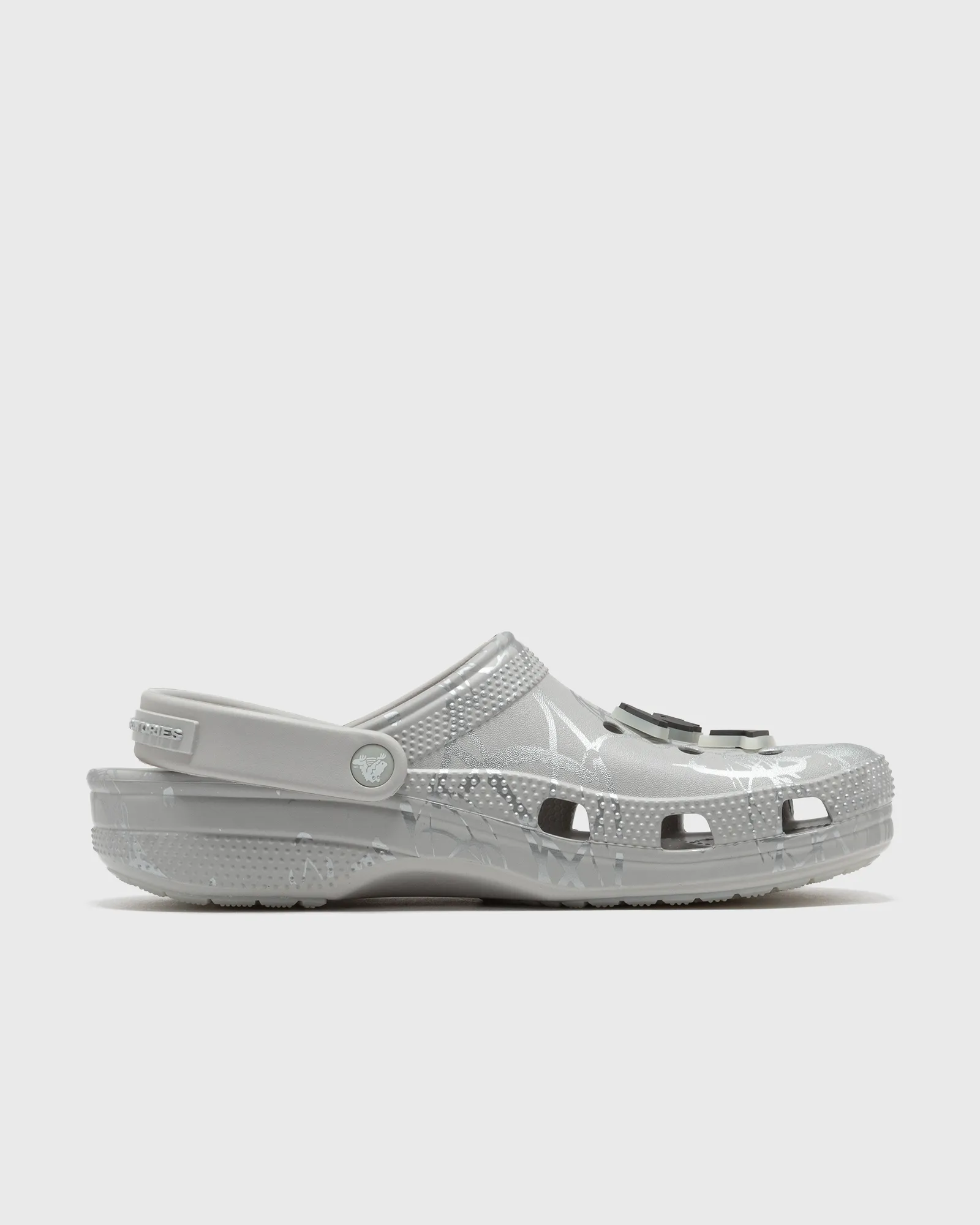 crocs Futura X Crocs Classic Clog 