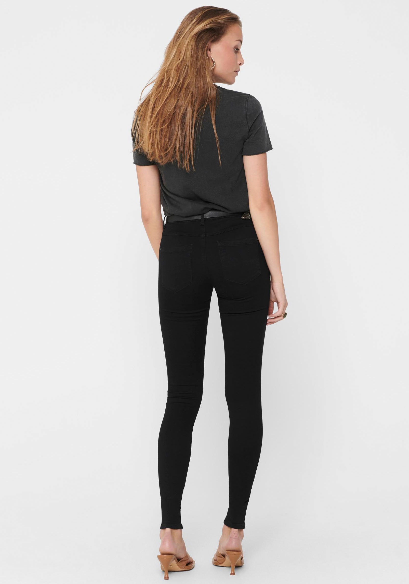 ONLY Skinny-fit-Jeans »ONLROYAL – Skinny-Jeans mit normaler Leibhöhe und Stretch«, unifarben, modisch, skinny fit, Denim