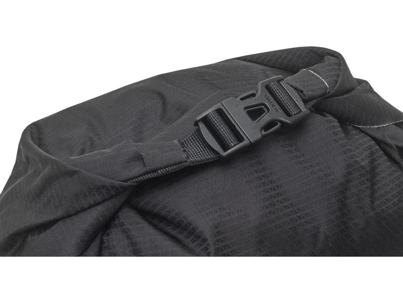 VAUDE Fahrradtasche Aqua Back Light Ultraleichte Fahrradtaschen für das Hinterrad