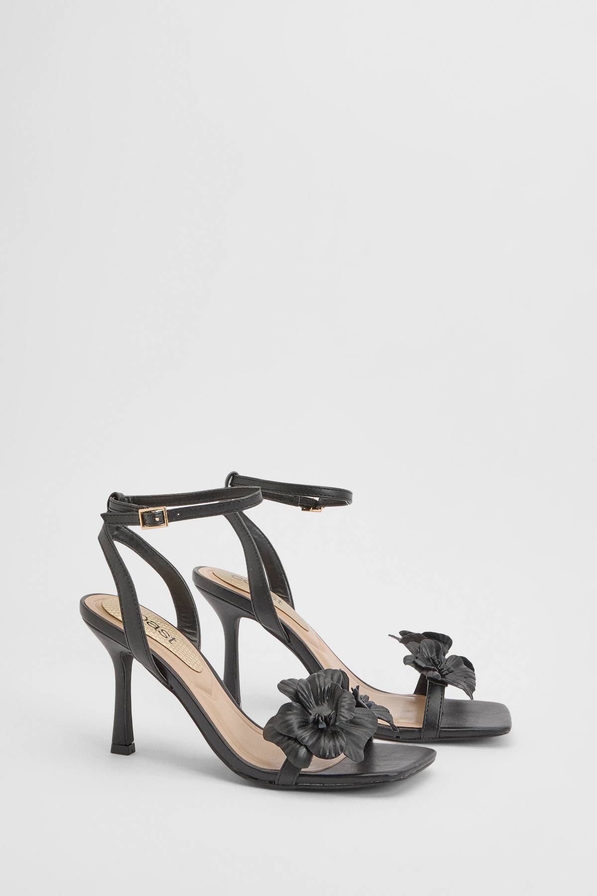Coast Sandales À Talons Aiguilles Hauts Primrose En Synthétiquecuir Avec Fleur Corsage