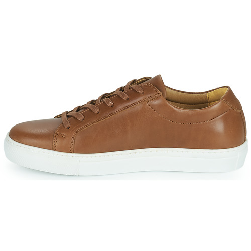 Carlington - SERIAL - Marron