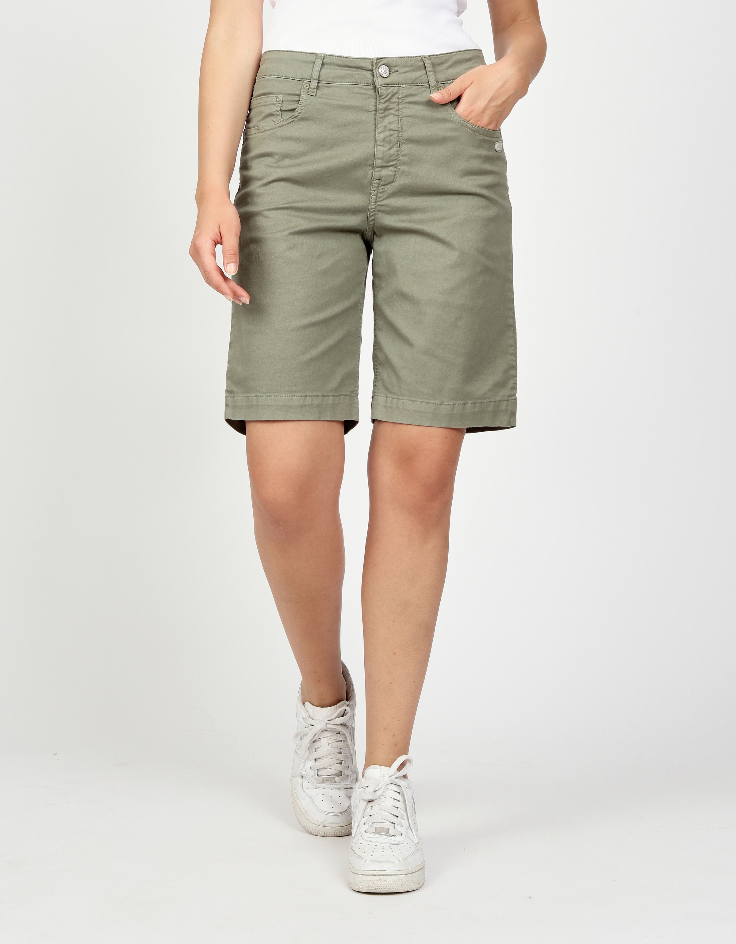 GANG Bermudas »94CARLOTTA BERMUDA«  mit weitem Bein
