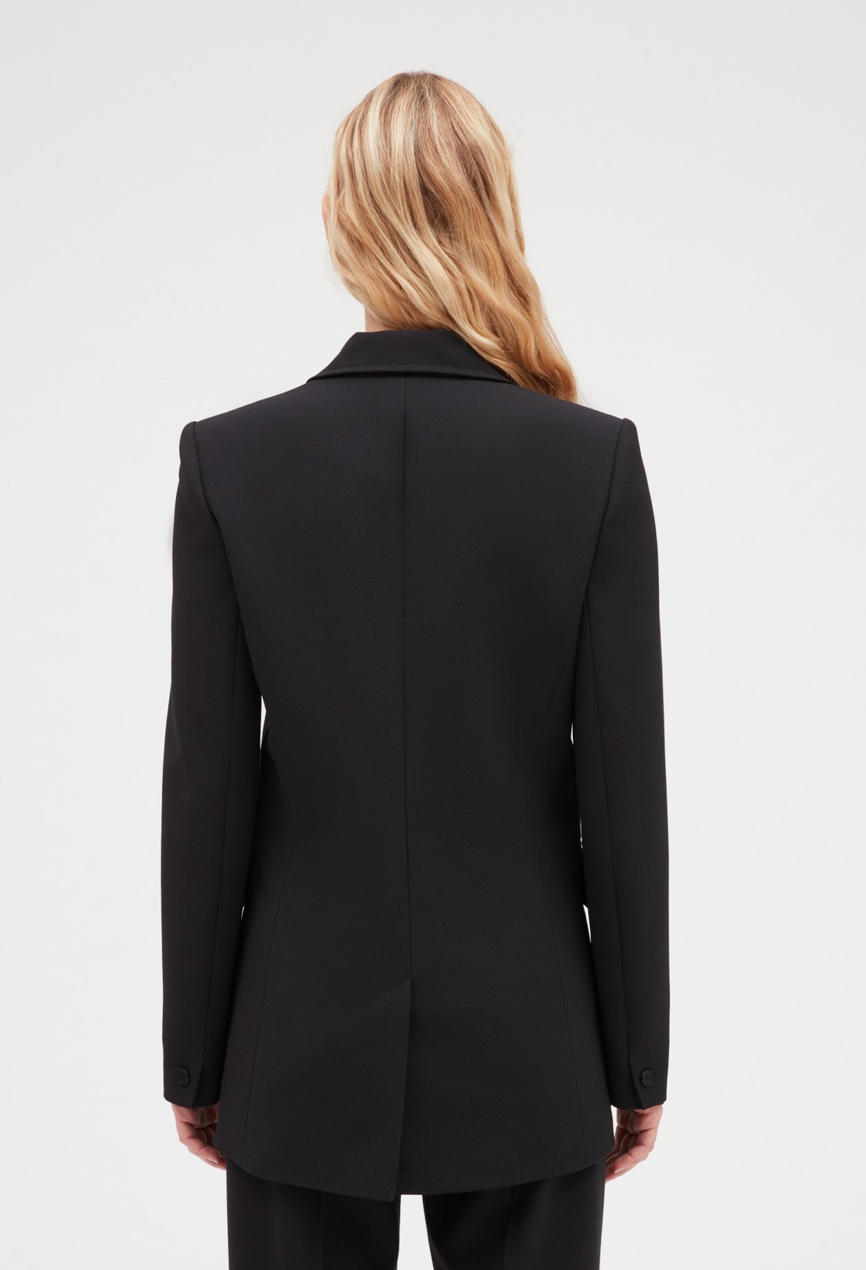 Veste de costume ajustee