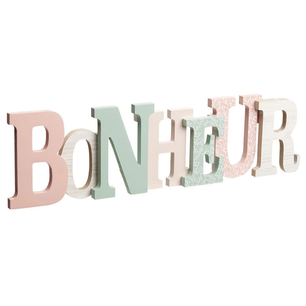 Mot décoratif en bois