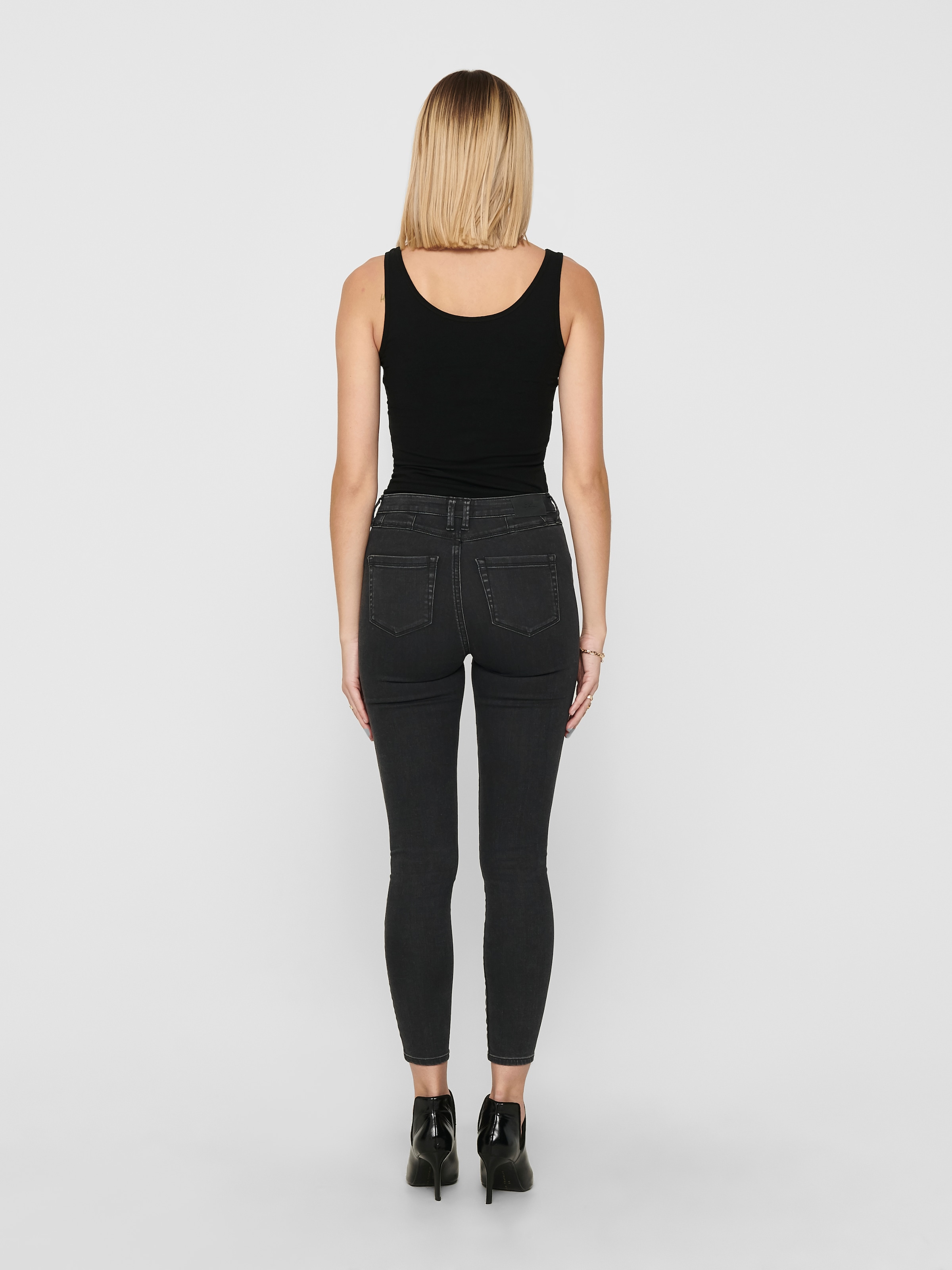 ONLY Longtop »ONLLIVE – Tanktop mit figurbetontem Schnitt und Stretch«, unifarben, modisch, sehr figurbetont, Baumwollmischung, Rundhals