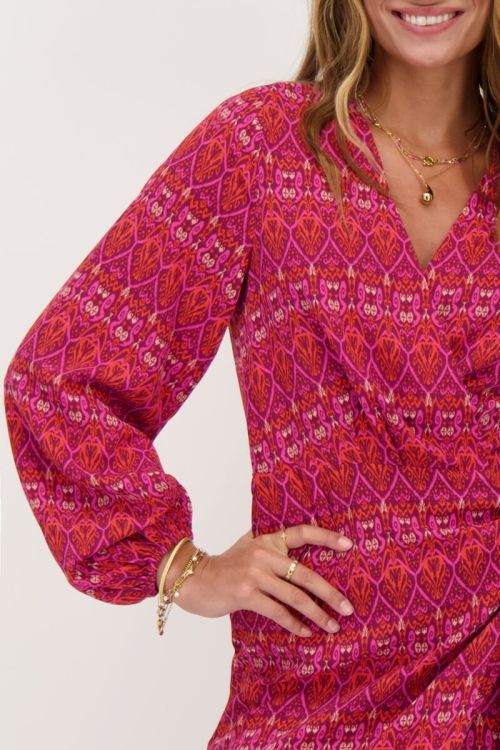 Rode wikkeljurk met aztec print