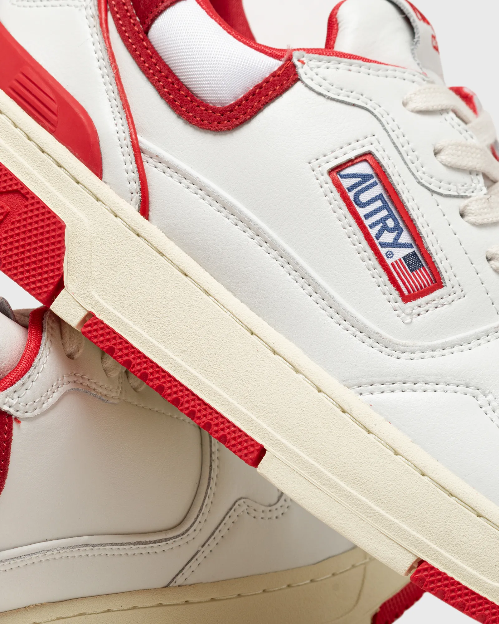 Autry Action Shoes CLC LOW