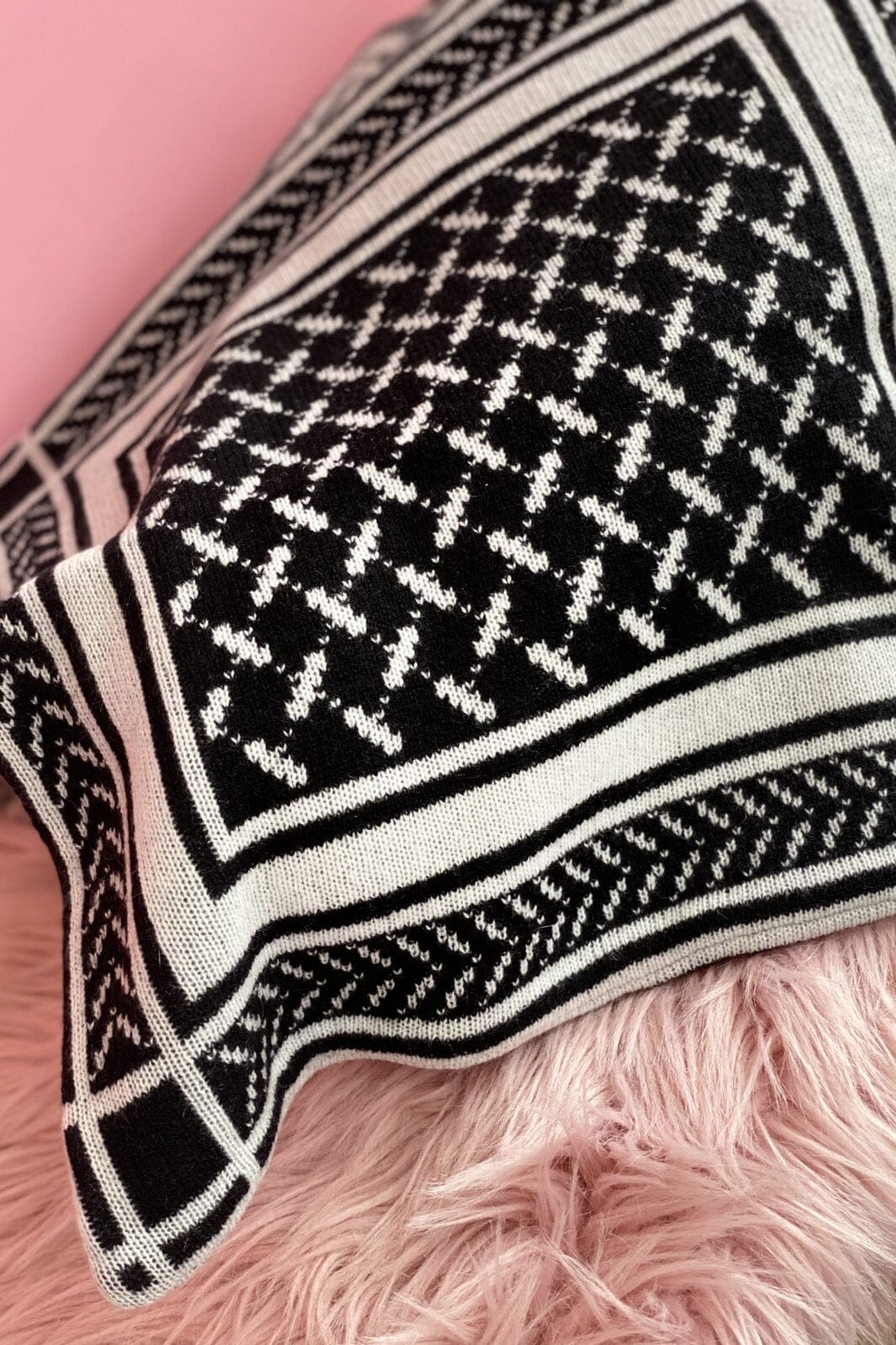 Lala Berlin Cushion Trinity Classic nero alabastro