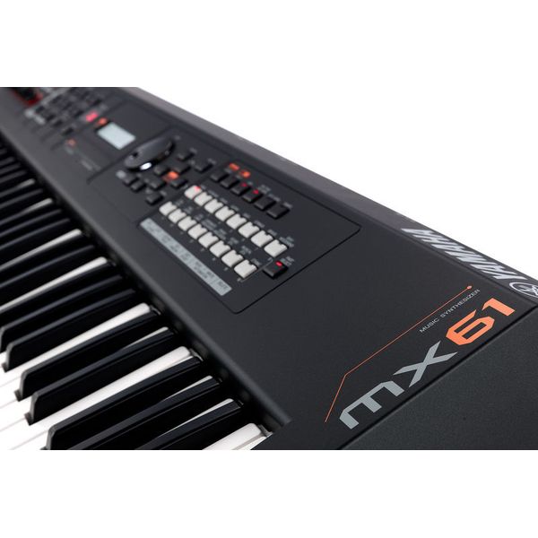 Yamaha MX61 V2 Black