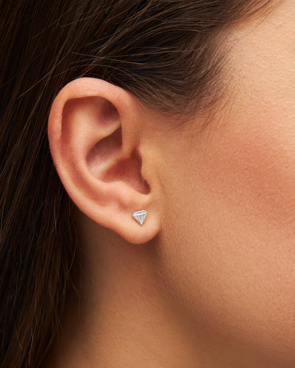 LULU Copenhagen  Diamond Cut Small ørestik - Forsølvet