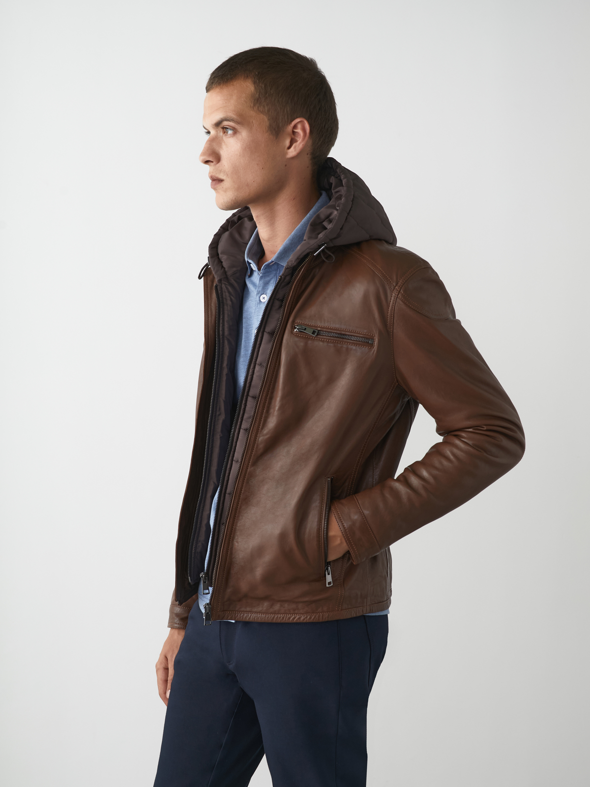Blouson en cuir uni cognac à capuche amovible