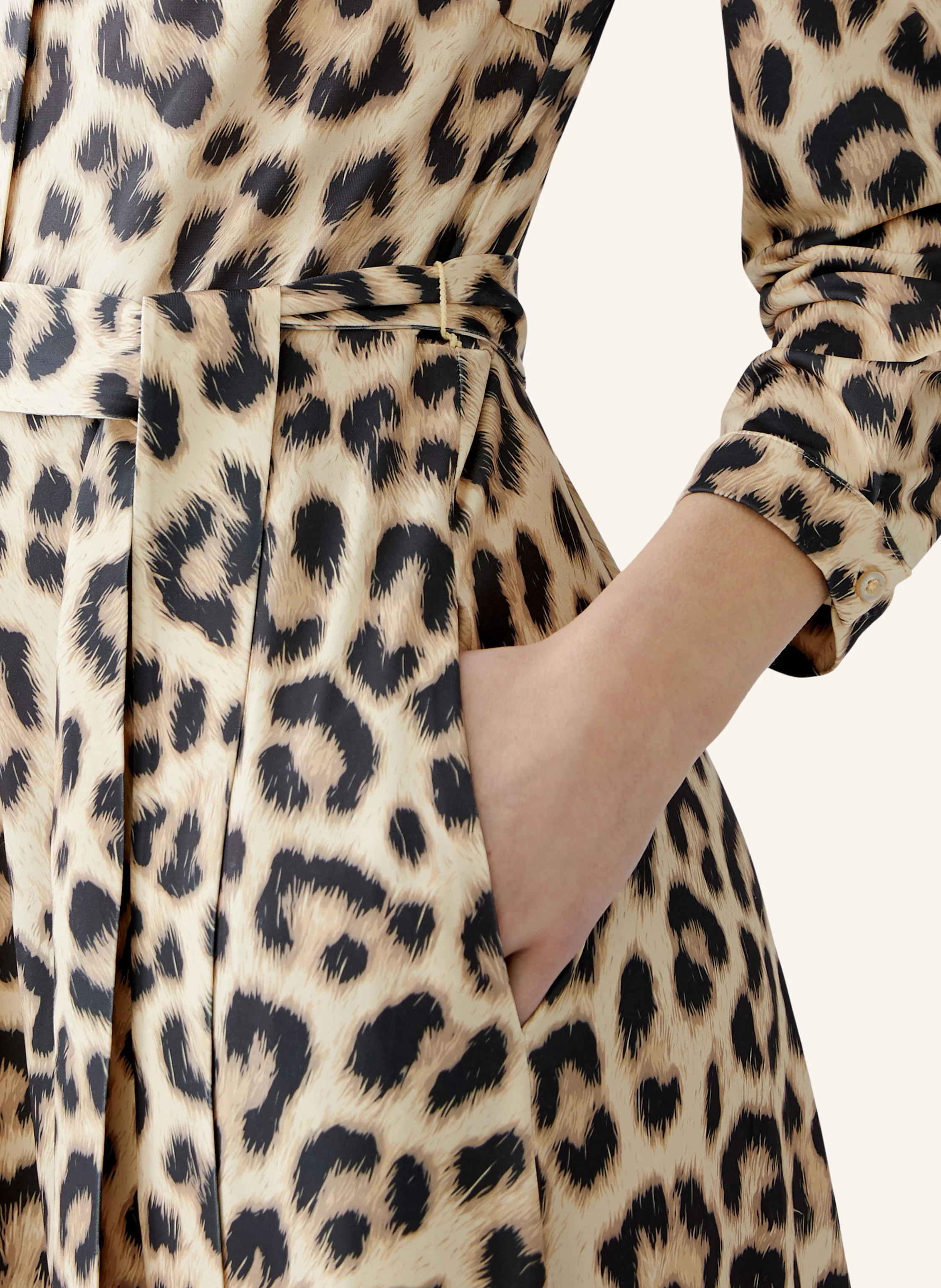 oui Kleid