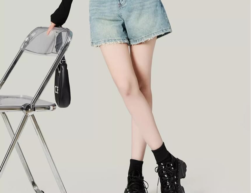 Girliepairs - Hoge taille, gewassen, gerafelde, wijde denim shorts